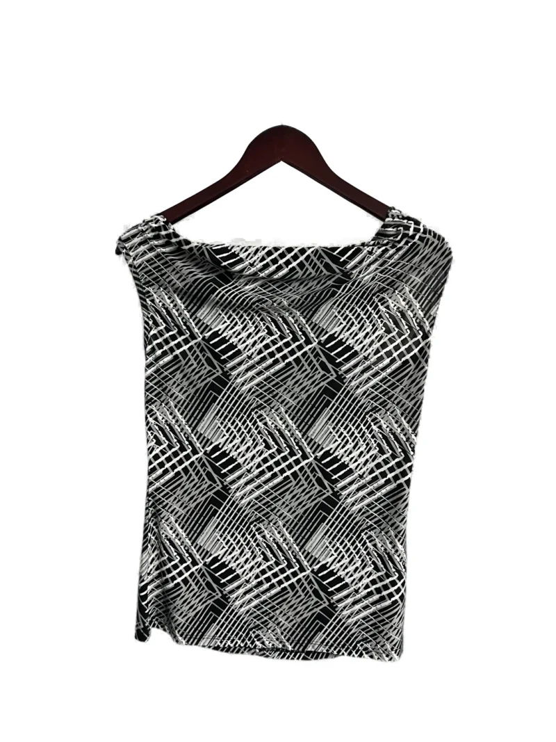 Blusa Negra sin Mangas