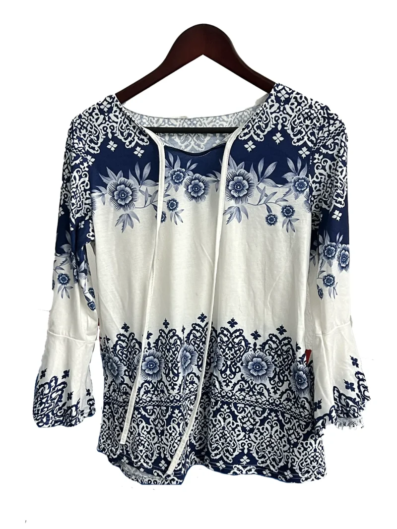 Blusa Azul con Blanco