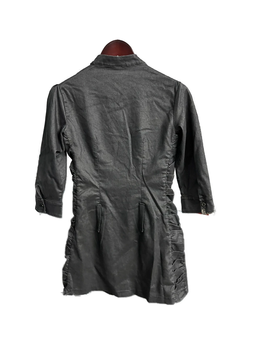 Vestido Gris Oscuro con Bolsos