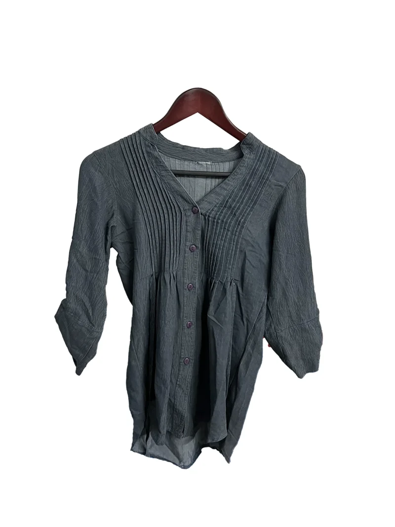 Blusa Gris de Botones
