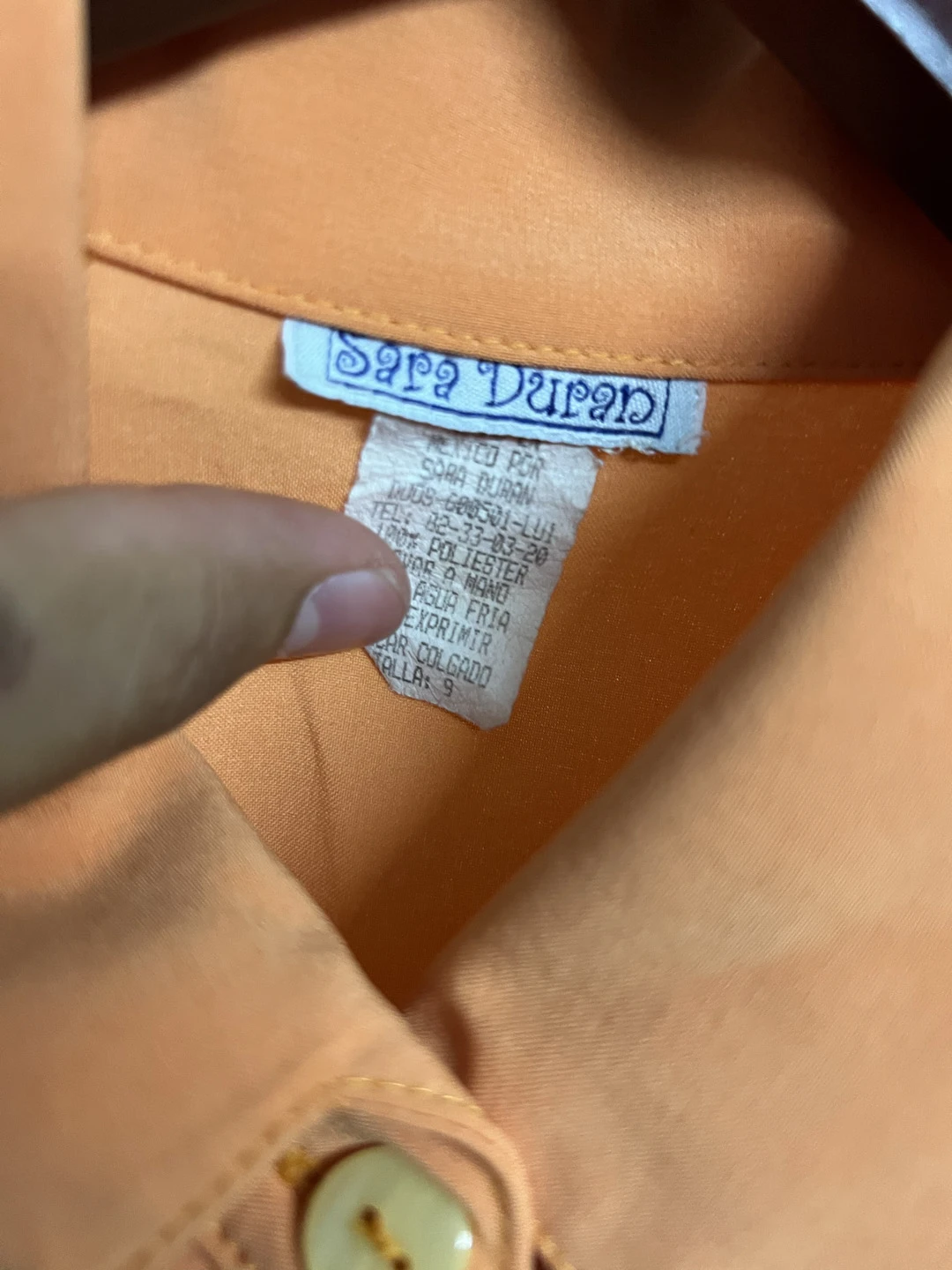 Camisa Naranja de Botones
